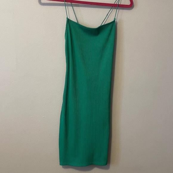 3 for 25!‎ H&M/Divided Mini Dress - Picture 1 of 2